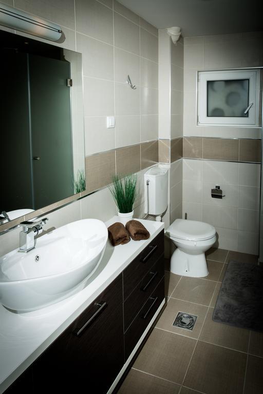 Apartment Admiral Beograd Phòng bức ảnh